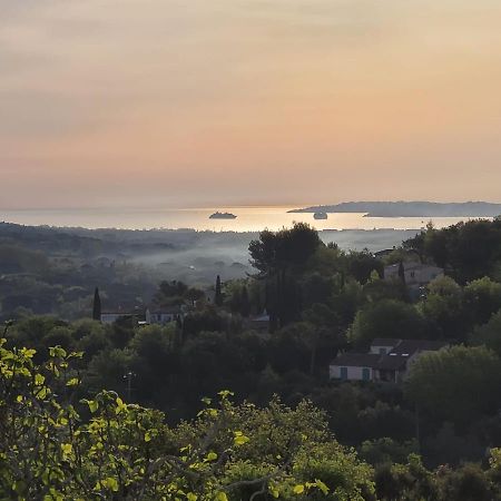 Le Mas Saint Michel Grimaud B&B 외부 사진